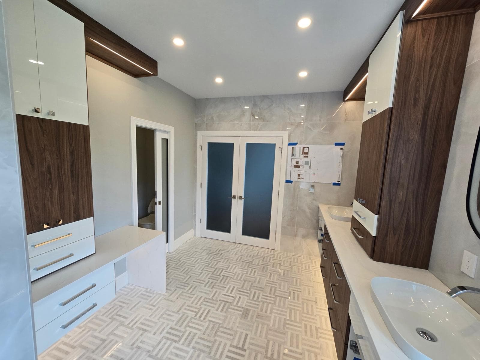 Bathrooms 38