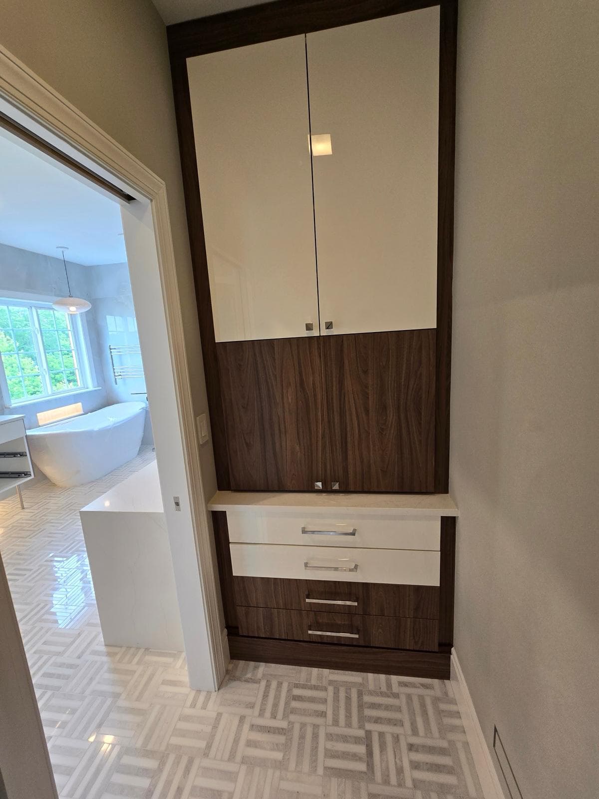 Bathrooms 28